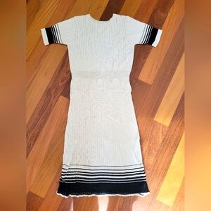 Gradient light knit dress size small